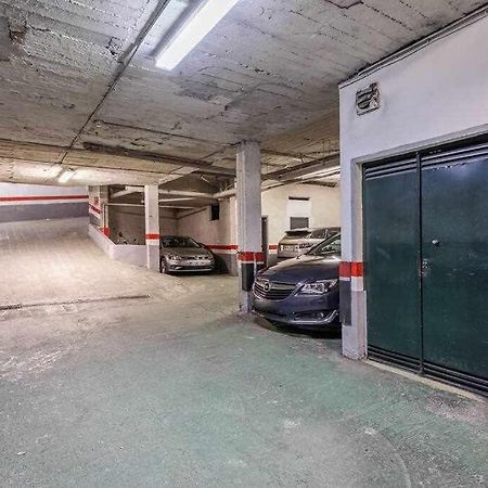 Апартаменти Santa Cruz Parking Incluido Севілья Екстер'єр фото
