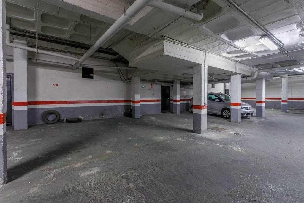Апартаменти Santa Cruz Parking Incluido Севілья Екстер'єр фото