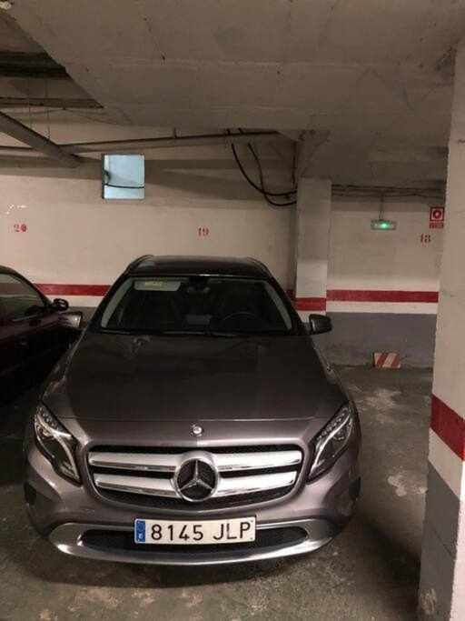 Апартаменти Santa Cruz Parking Incluido Севілья Екстер'єр фото
