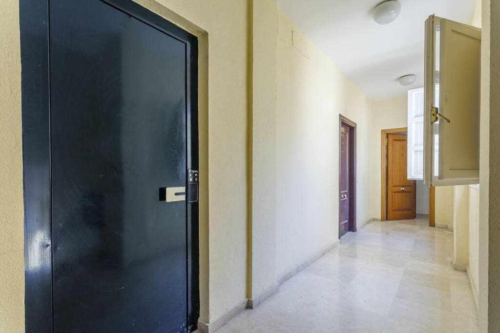 Апартаменти Santa Cruz Parking Incluido Севілья Екстер'єр фото